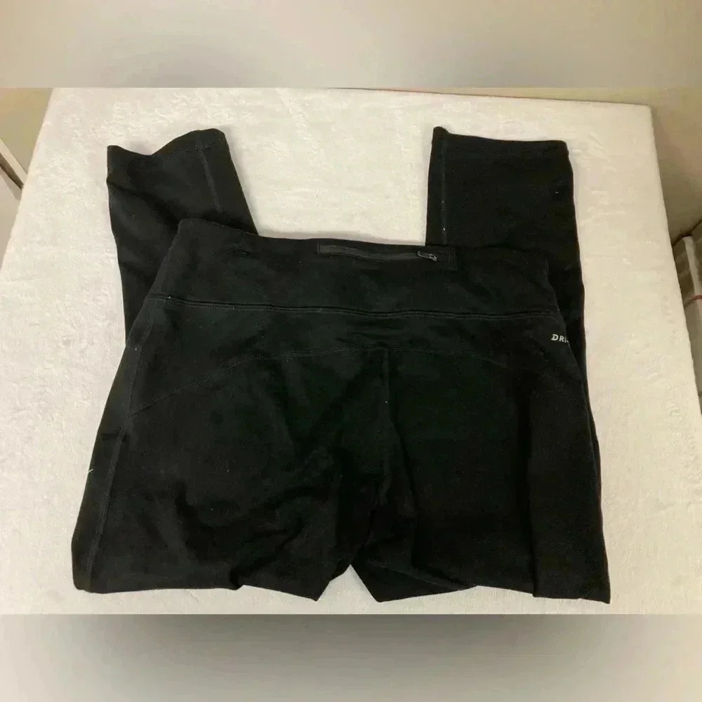 Nike capris‎ - Picture 4 of 9